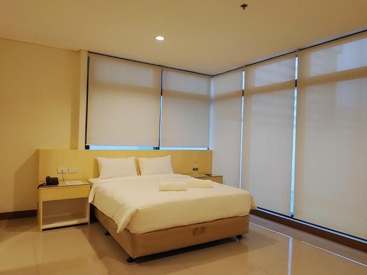 Kaizen Suites Manila Kültér fotó