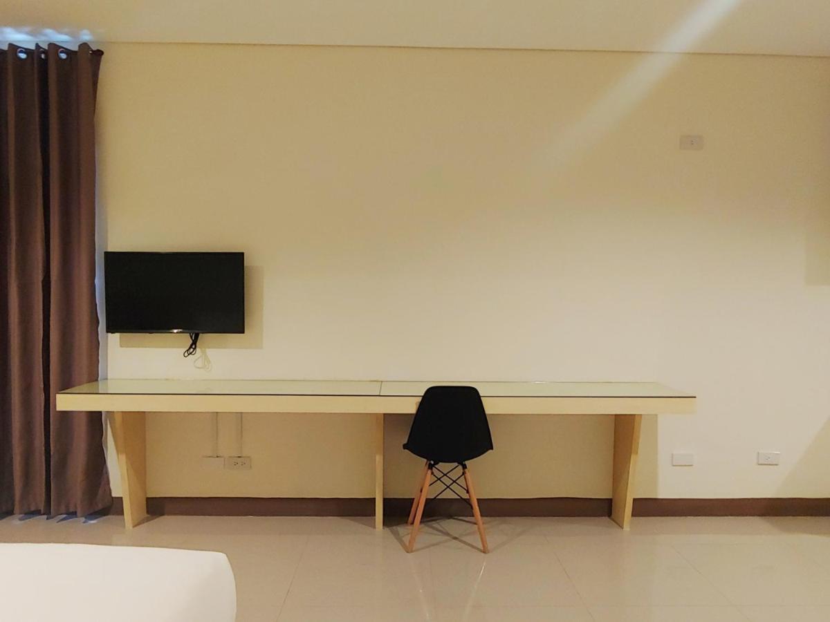 Kaizen Suites Manila Kültér fotó