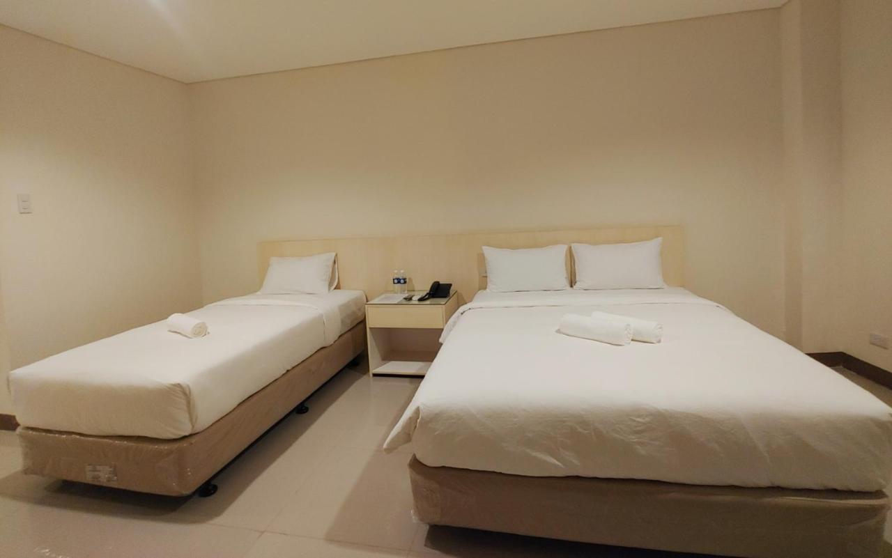 Kaizen Suites Manila Kültér fotó