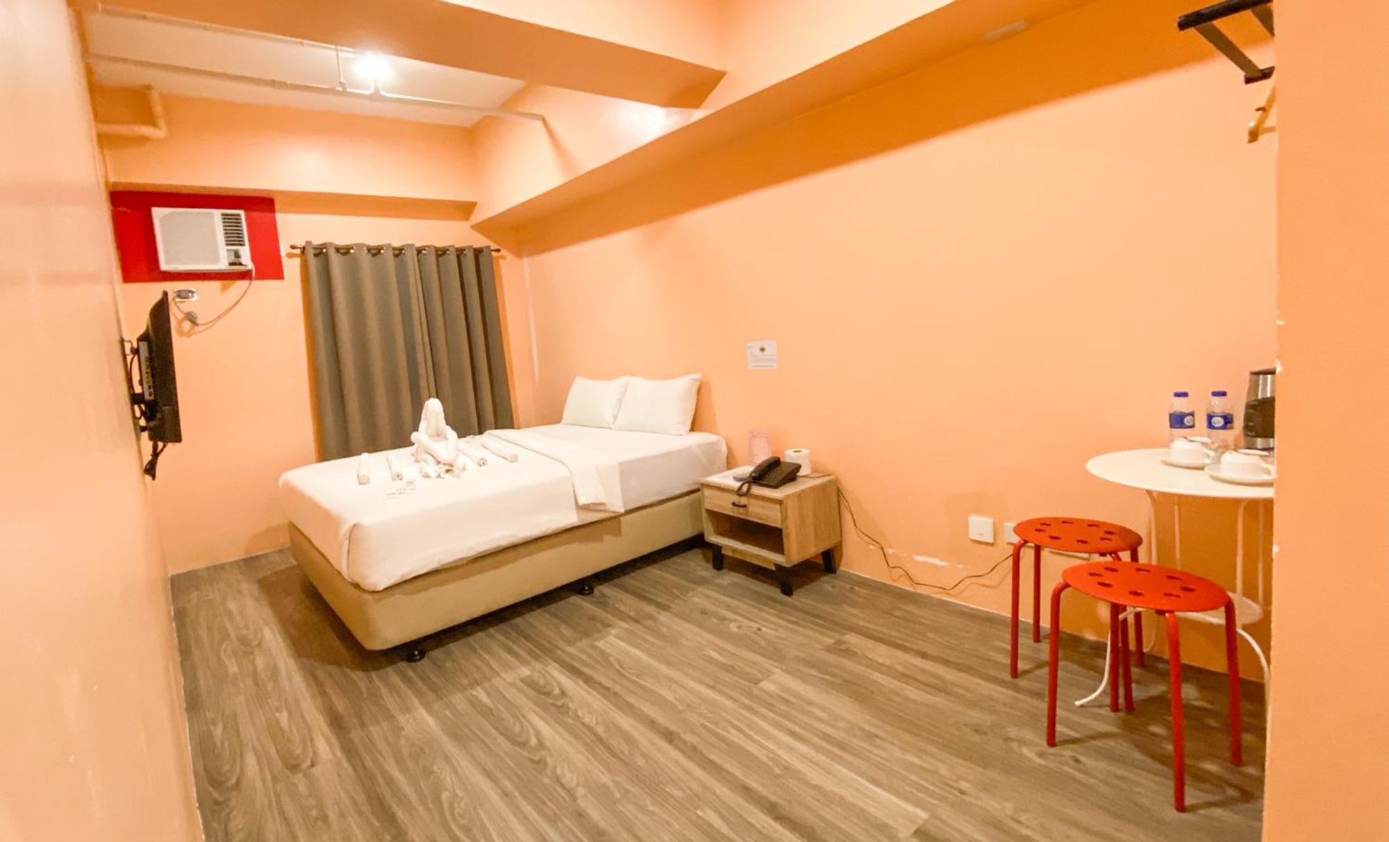 Kaizen Suites Manila Kültér fotó
