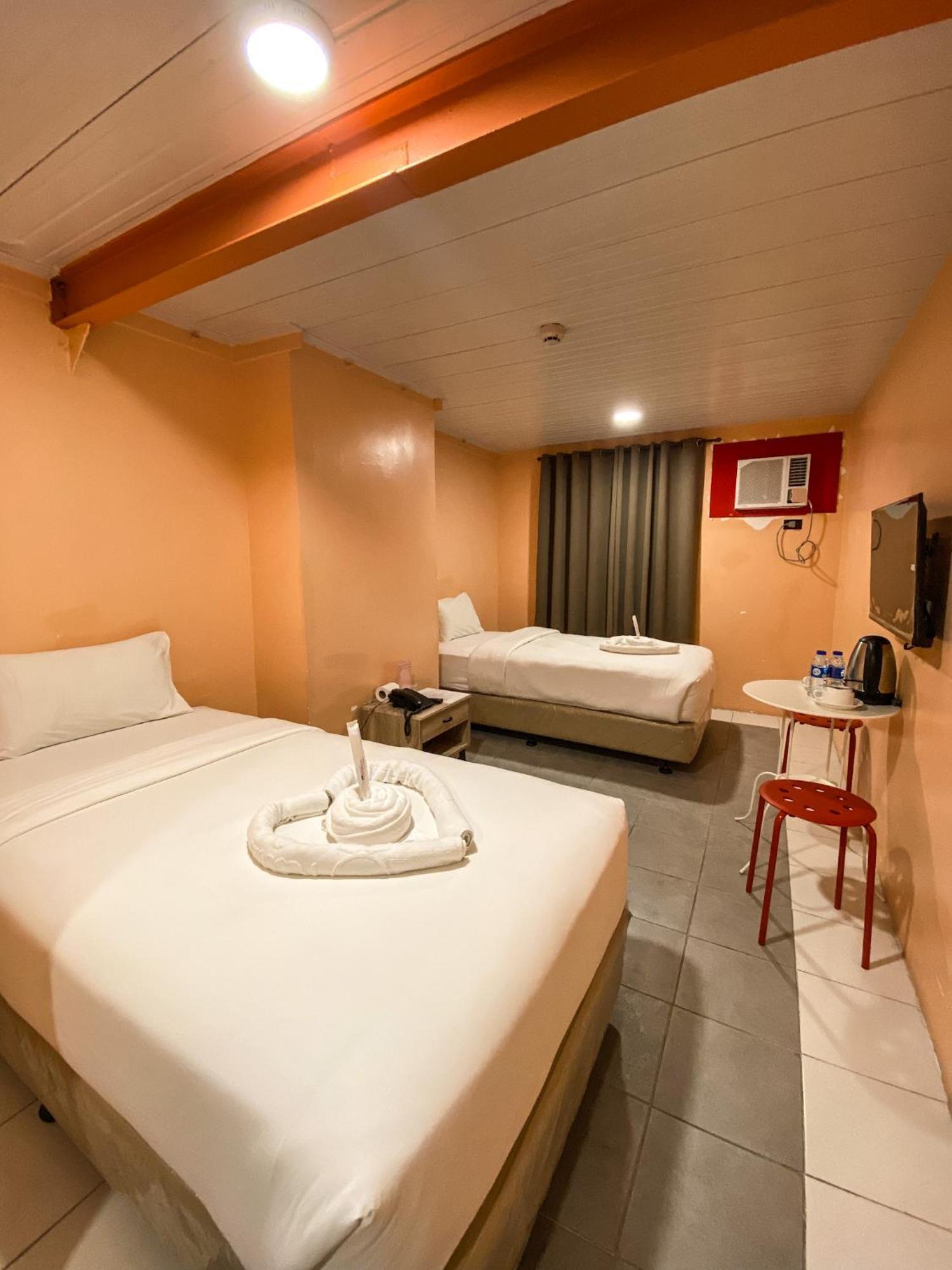 Kaizen Suites Manila Kültér fotó